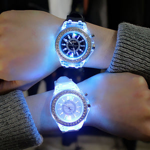 Relógio Luminoso LED - TENDÊNCIA de Moda no MUNDO!!!